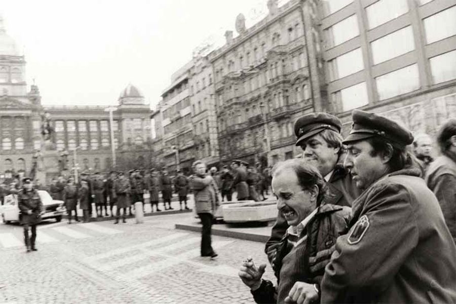 Прага 1989: фотографии рассказывают