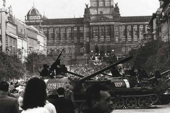 Чехословакия 1968: когда оккупация поставила крест на иллюзиях