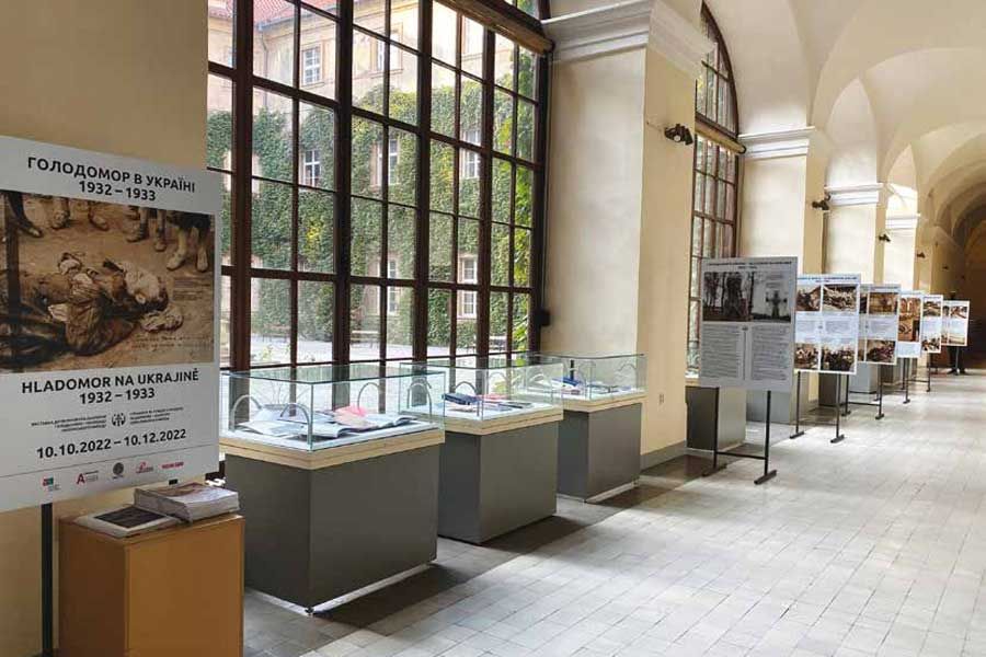Выставка «Голодомор в Украине. 1932—1933»